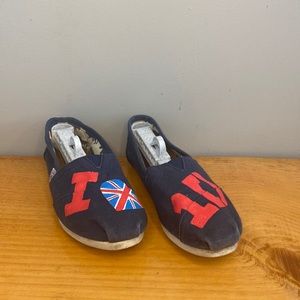 Toms shoes